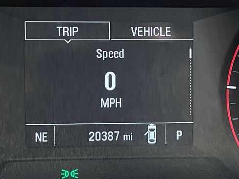 Used 2024 Chevrolet Trax RS w/ Driver Confidence Package FWD image 6