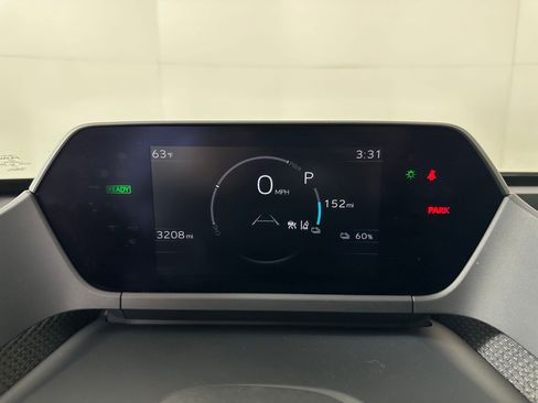 Used 2025 Toyota bZ4X Limited image 17