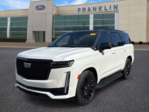 Used 2022 Cadillac Escalade Sport w/ Touring Package AWD/4WD image 3