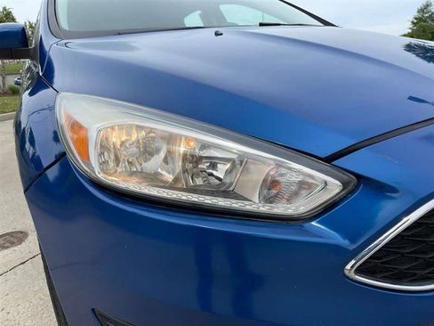 Used 2018 Ford Focus SE FWD image 88