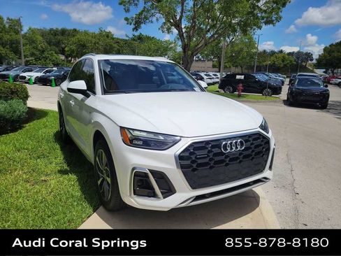 Certified 2023 Audi Q5 2.0T Premium Plus w/ Premium Plus Package AWD/4WD image 2