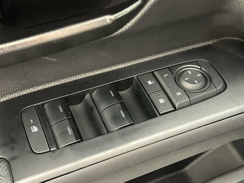 Used 2026 Toyota Tacoma SR RWD image 19
