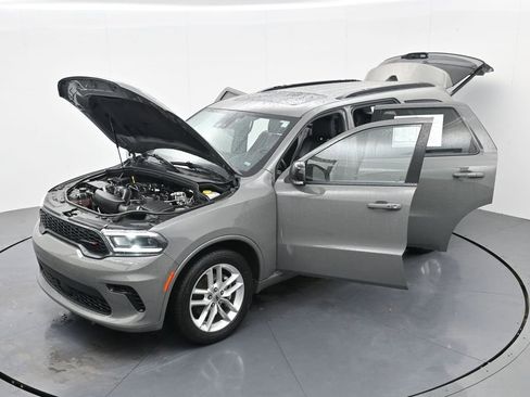 Used 2024 Dodge Durango GT image 40