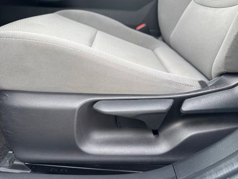 Used 2024 Toyota Prius LE FWD image 13