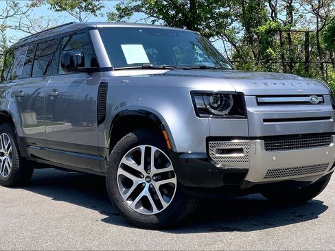 Certified 2023 Land Rover Defender 110 S AWD/4WD image 7