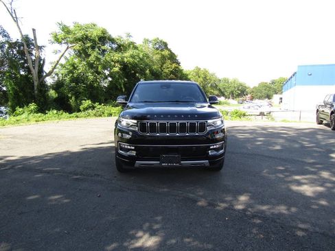 Used 2024 Jeep Wagoneer Series II AWD/4WD image 48