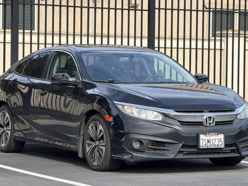Used 2016 Honda Civic EX-L image 2
