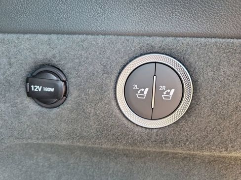 Used 2025 Genesis GV80 3.5T e-SC AWD/4WD image 11