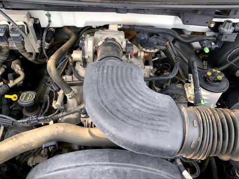 Used 2005 Ford F150 XL RWD image 32