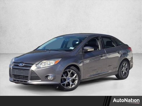 Used 2014 Ford Focus SE w/ Equipment Group 201A image 1