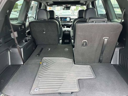 Used 2025 Kia Telluride SX X-Line AWD/4WD image 9