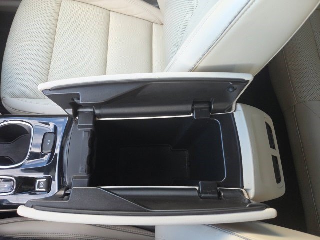 Used 2021 Buick Envision Essence FWD image 38