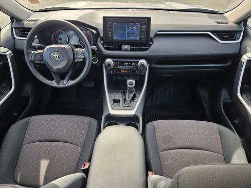 Used 2019 Toyota RAV4 XLE image 15
