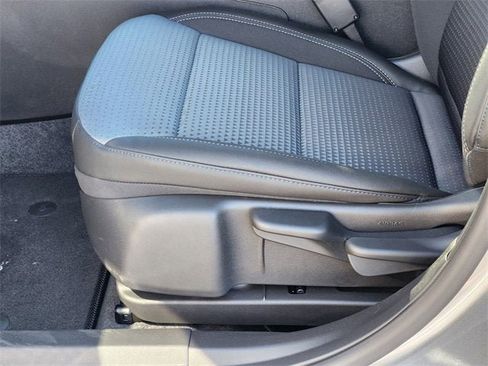 New 2025 Chevrolet Trax LT image 18