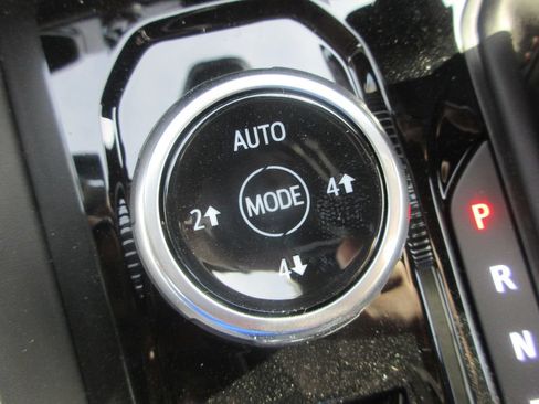 New 2026 GMC Canyon AT4 w/ Technology Plus Package AWD/4WD image 20
