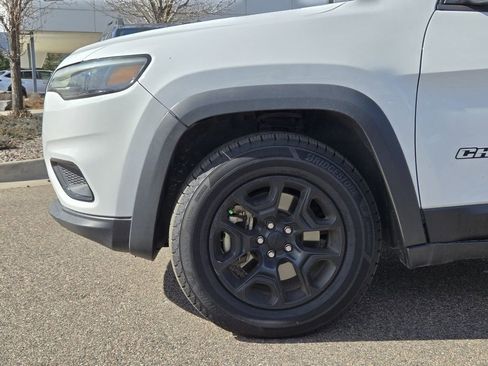 Used 2022 Jeep Cherokee Latitude image 6