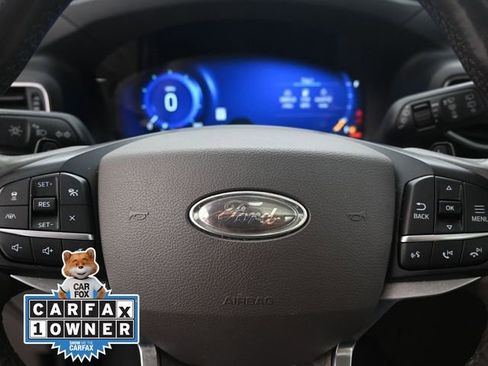 Used 2020 Ford Explorer Platinum w/ Premium Technology Package image 12