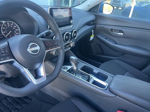 Used 2025 Nissan Sentra SV w/ All-Weather Package image 11
