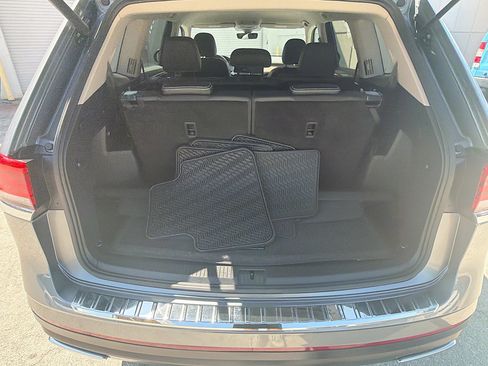 Certified 2025 Volkswagen Atlas SE FWD image 26