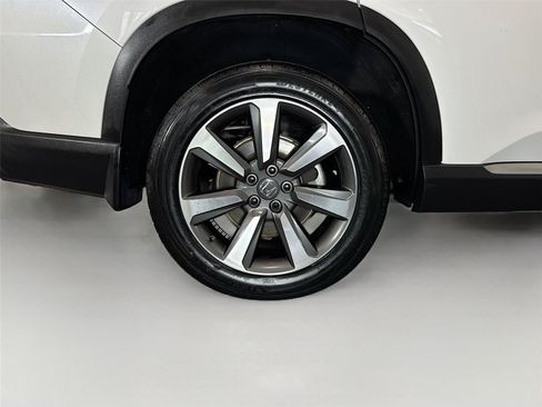 Used 2024 Honda Pilot Elite image 35