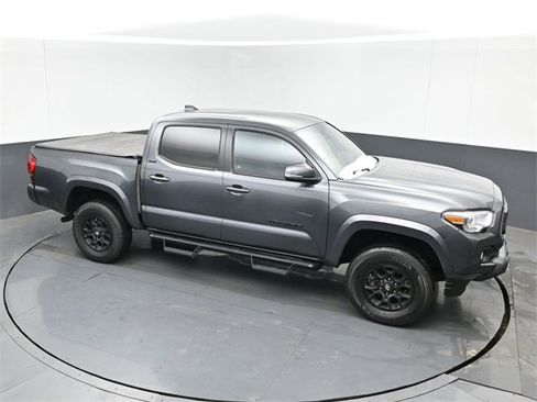 Used 2021 Toyota Tacoma SR5 w/ Technology Package image 1