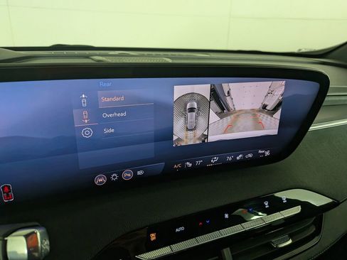 Certified 2025 Buick Enclave Sport Touring image 29