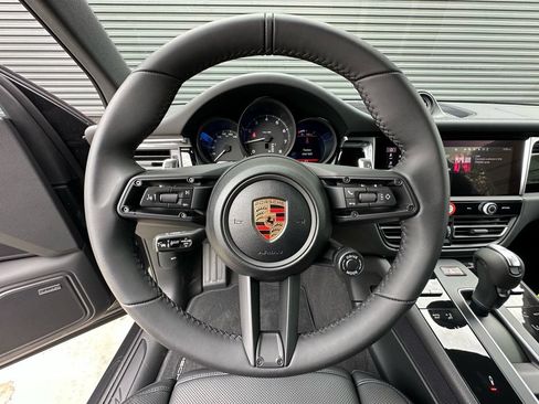 Used 2026 Porsche Macan Turbo AWD/4WD image 16