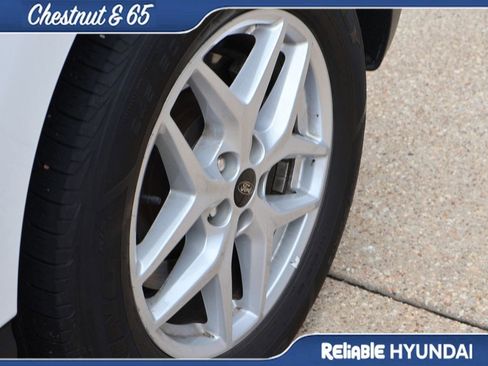 Used 2023 Ford Edge SEL AWD/4WD image 39