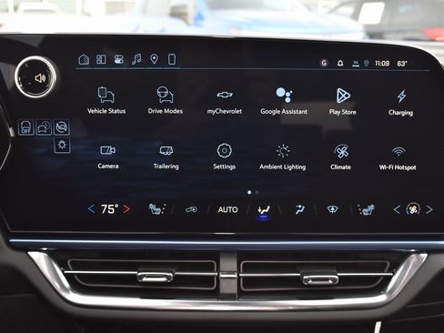 New 2026 Chevrolet Equinox EV LT image 20