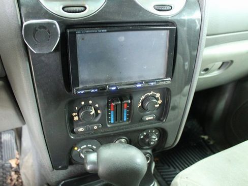 Used 2003 GMC Envoy SLE w/ 1SB Preferred Equipment Group image 14