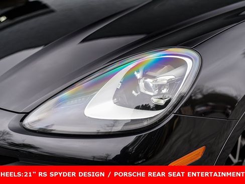 Used 2020 Porsche Cayenne image 3