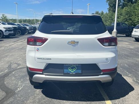 Certified 2023 Chevrolet TrailBlazer LT w/ Convenience Package FWD image 30