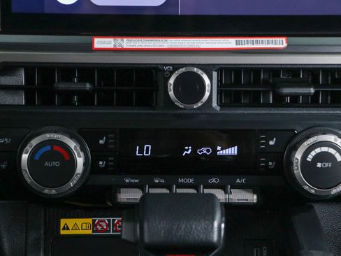Used 2025 Toyota 4Runner TRD Sport Premium AWD/4WD image 21
