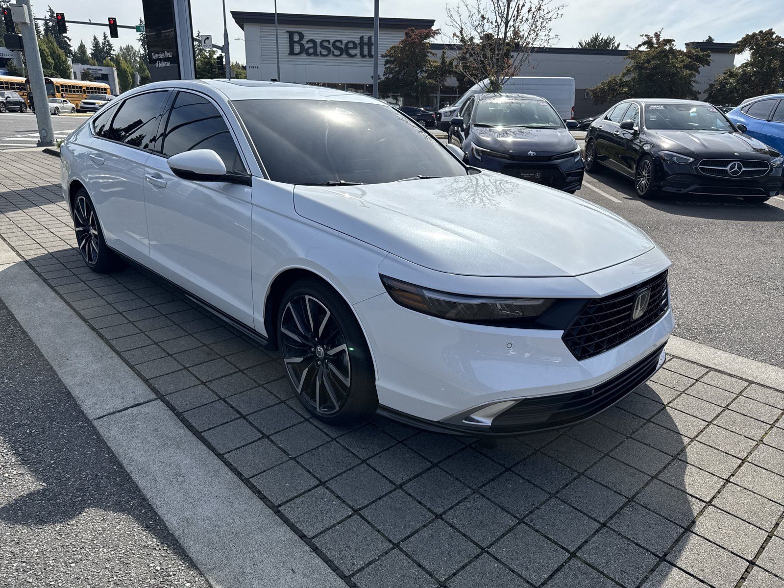 Used 2024 Honda Accord Touring image 3
