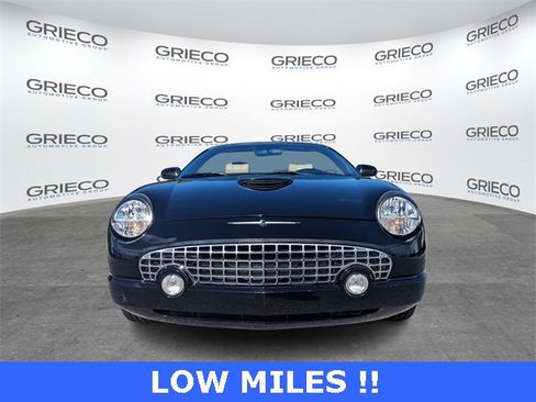 Used 2005 Ford Thunderbird image 3