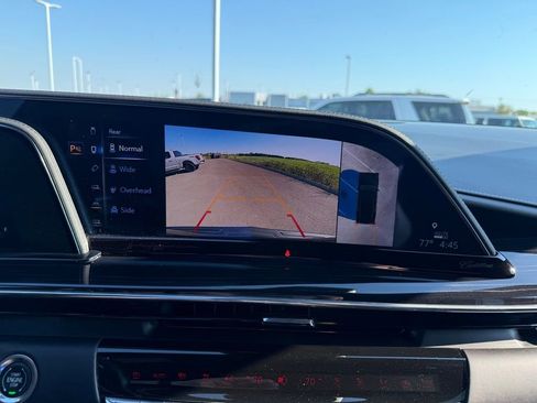 Used 2023 Cadillac Escalade V image 19