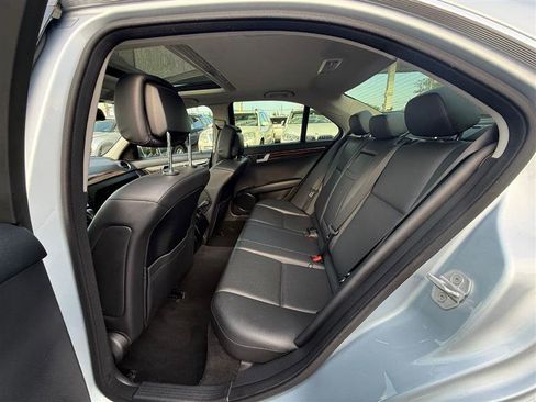 Used 2013 Mercedes-Benz C 300 4MATIC Sedan image 21
