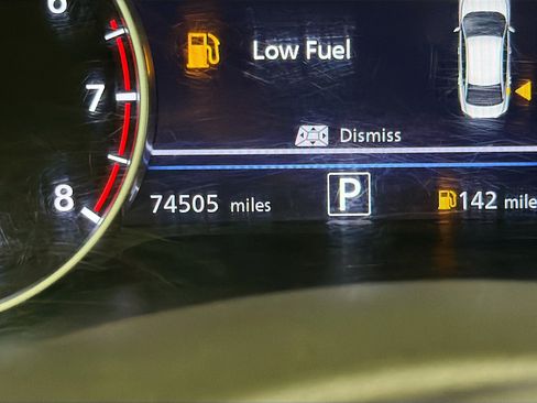 Used 2022 Nissan Sentra SV FWD image 8