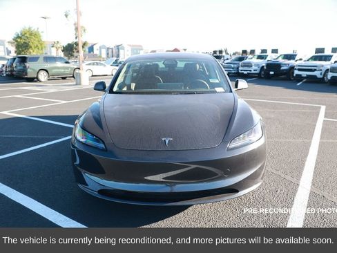 Used 2024 Tesla Model 3 Standard Range image 9