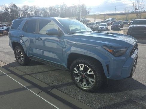 Used 2025 Toyota 4Runner TRD Sport image 8
