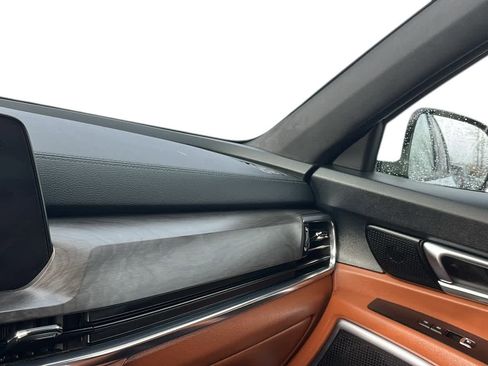 Used 2025 Kia Telluride SX Prestige X-Line image 20