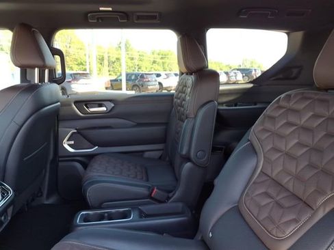 New 2026 Nissan Armada Platinum Reserve AWD/4WD image 8