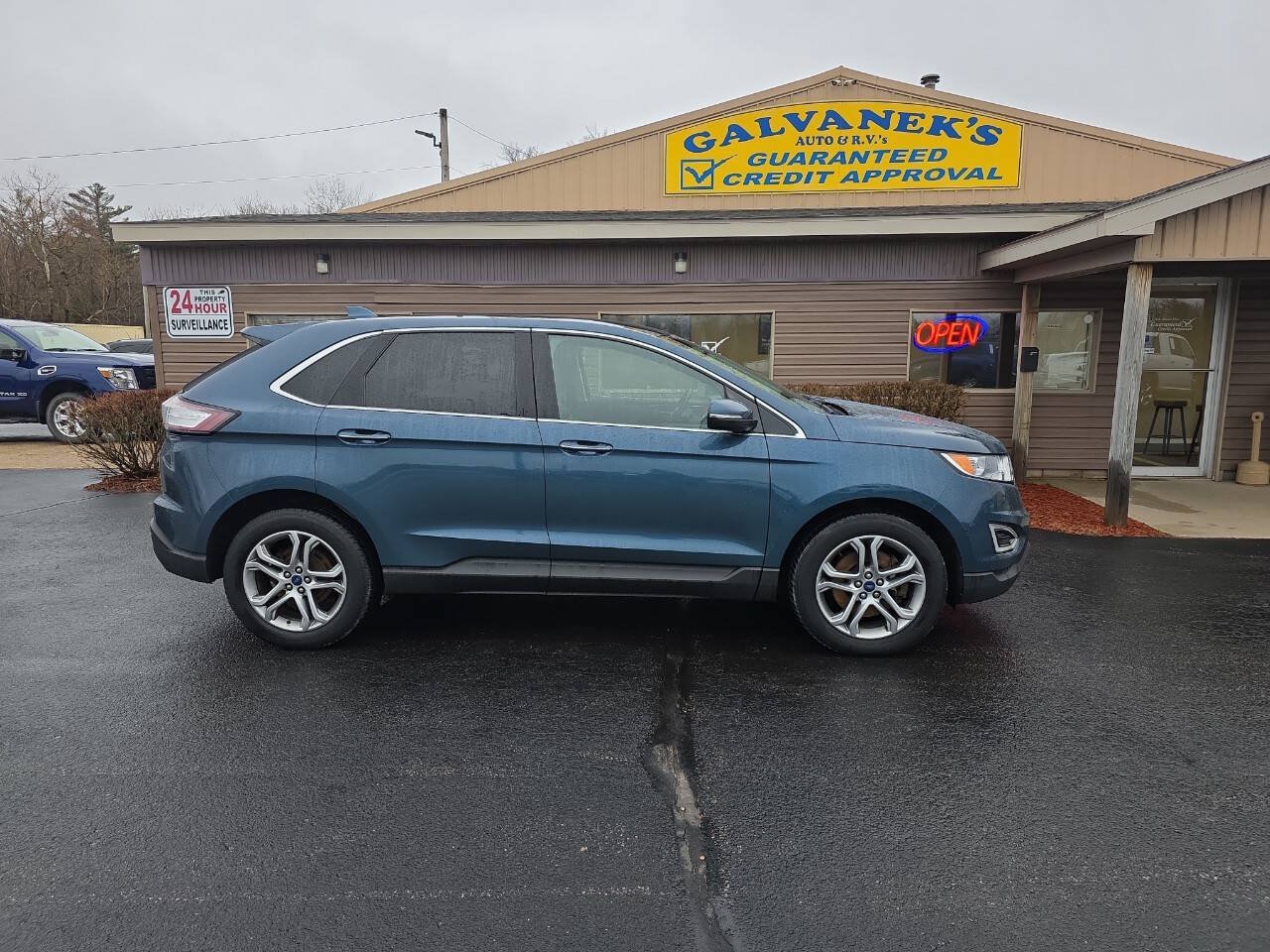Used 2016 Ford Edge Titanium w/ Equipment Group 301A AWD/4WD image 5