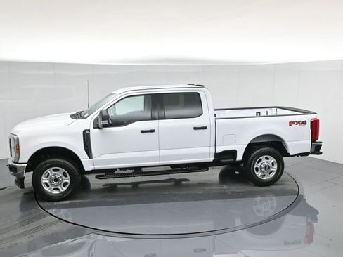 New 2026 Ford F250 XLT w/ FX4 Off-Road Package AWD/4WD image 47