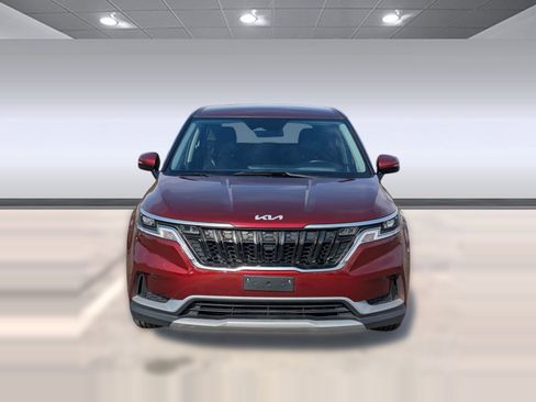 Used 2024 Kia Carnival LX image 6