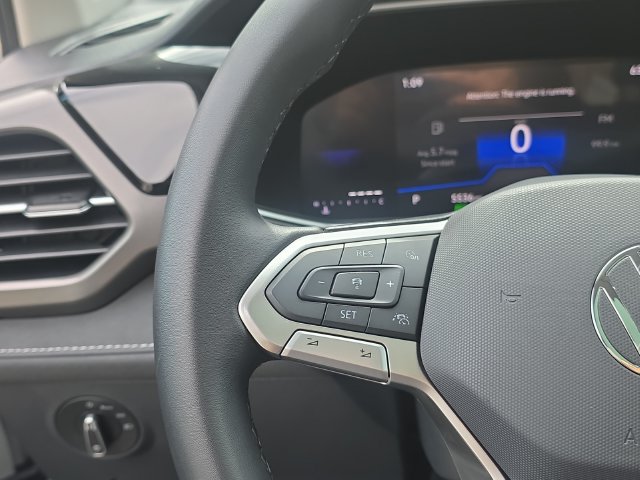 Certified 2026 Volkswagen Taos SE FWD image 20