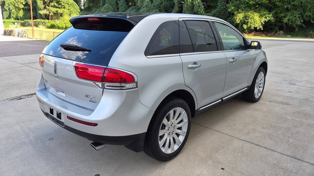 Used 2015 Lincoln MKX AWD w/ Equipment Group 102A image 5