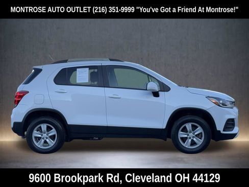 Used 2021 Chevrolet Trax LT image 3