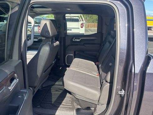 Used 2022 GMC Sierra 1500 SLT w/ SLT Premium Plus Package AWD/4WD image 29