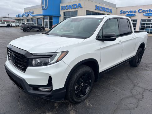 Used 2023 Honda Ridgeline Black Edition image 4